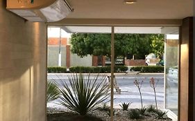 Flat 223 - Moderno e Privilegiado a 700m da Praia